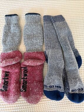 Smartwool & REI Women’s Heavy Wool Hiking Socks – 2 Pairs – Medium